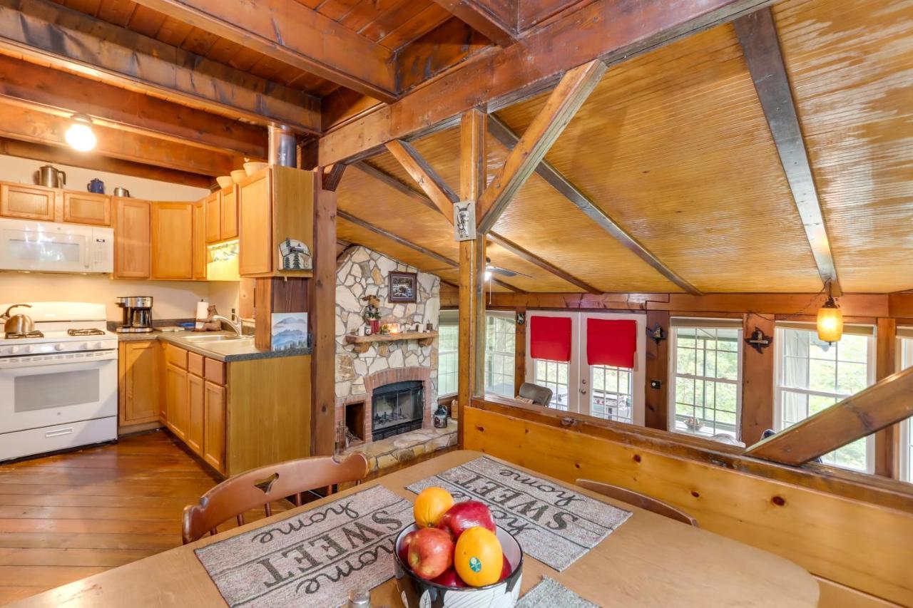 Mountaintop Ellijay Cabin With Private Hot Tub エクステリア 写真